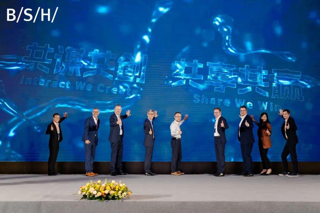 c8551a3d732b7070f285f8815ae075b5.jpg