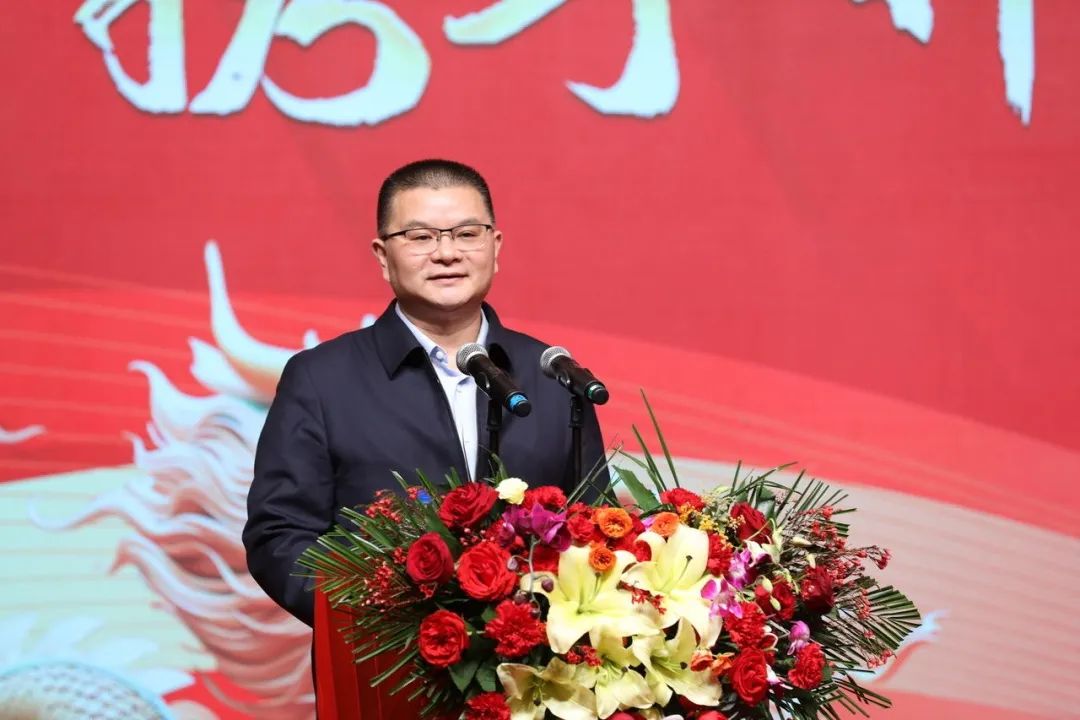 花花牛乳業(yè)30周年暨2024年客戶大會(huì)圓滿召開！