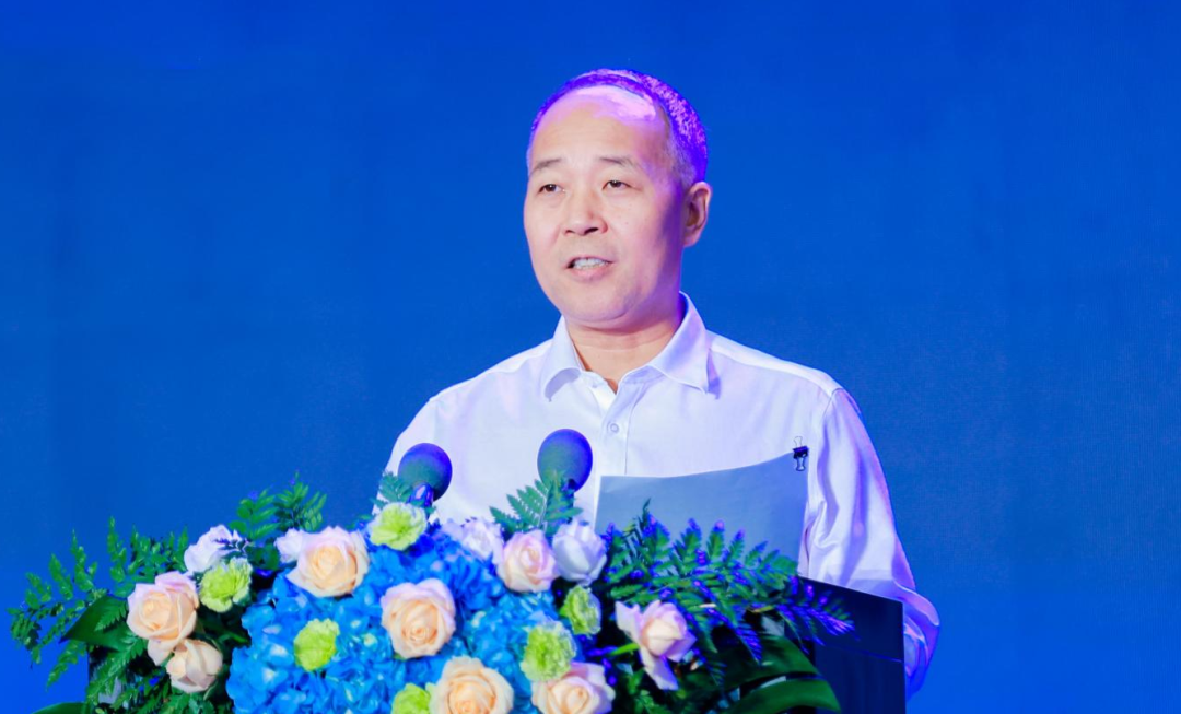 啟航新征程 點(diǎn)亮新賽道丨花花牛乳業(yè)集團(tuán)參加第十四屆中國(guó)奶業(yè)大會(huì)暨D20峰會(huì)，榮獲“中國(guó)乳制品生產(chǎn)企業(yè)現(xiàn)代化等級(jí)5A級(jí)”評(píng)定殊榮