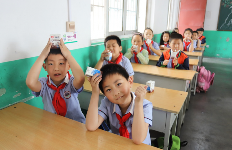 花花牛|六一關愛兒童，讓愛灑滿人間